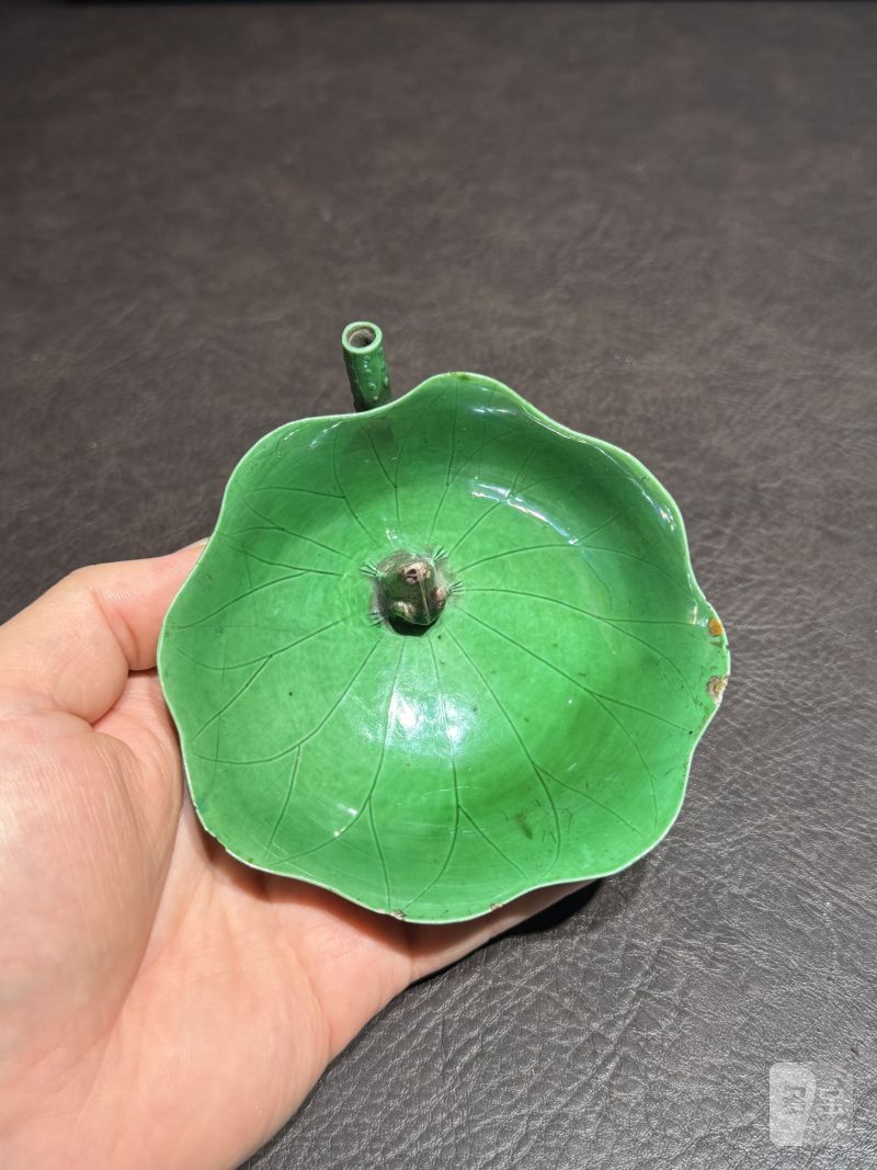 清康熙 绿釉荷叶秋操杯一对 - 图12